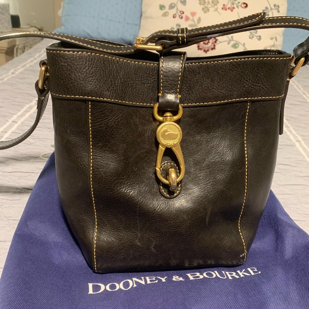 Dooney & Bourke Leather Bag - Picture 3 of 11